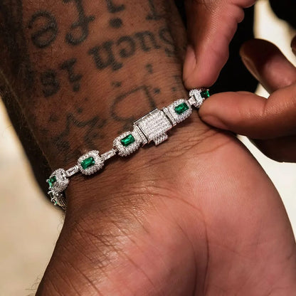Bracelet MAWIYA tendance argenté – pierres baguette vert émeraude, micro pavé en zircone cubique, bijou élégant premium