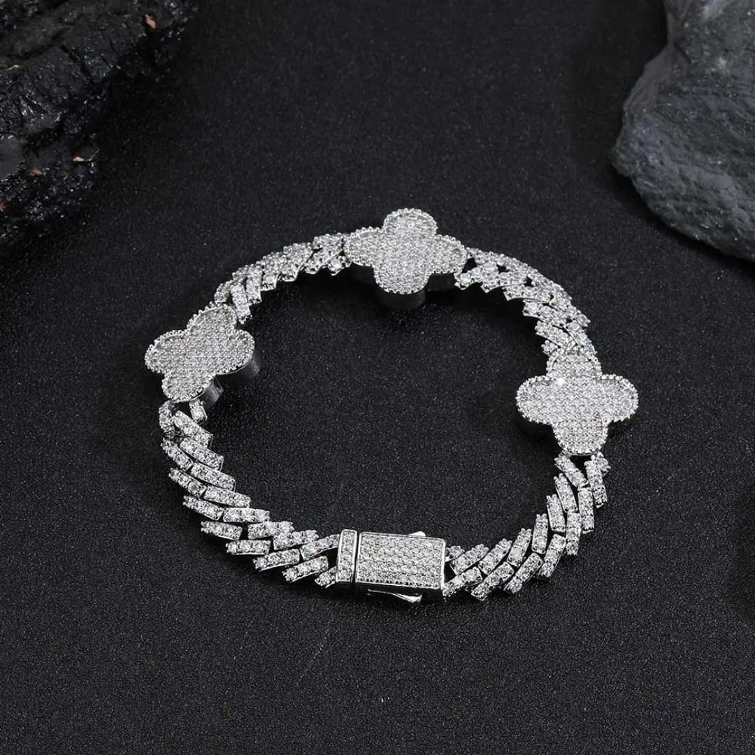 Bracelet Cubaine MAWIYA à Griffes – Trèfle 4 feuilles, finition glacée, plaqué or & argent