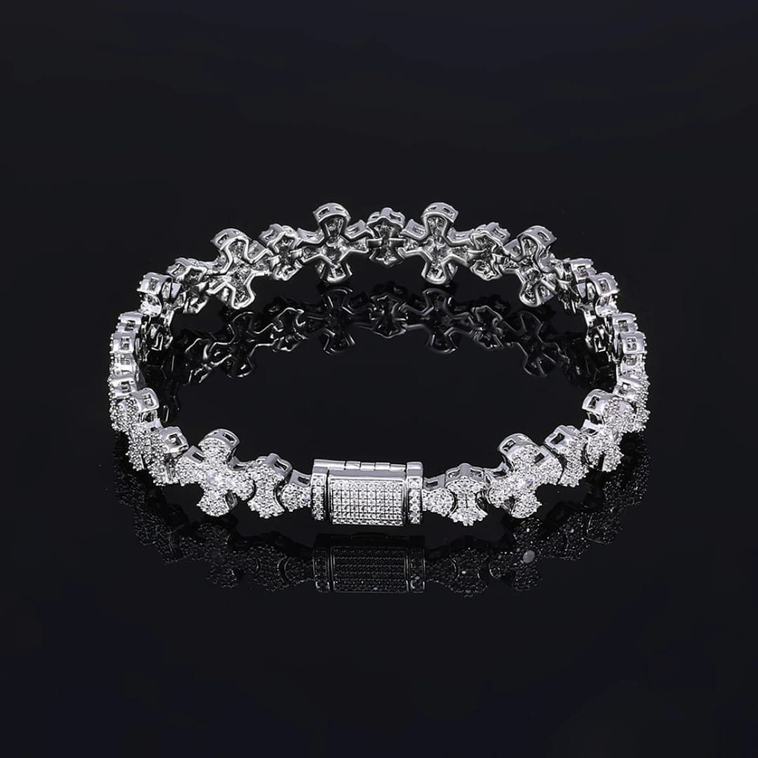 Bracelet MAWIYA De Luxe 12 MM En Zircon Cubique; Design En Croix; Plaqué Or blanc 18 Carat; Bijoux Glacés