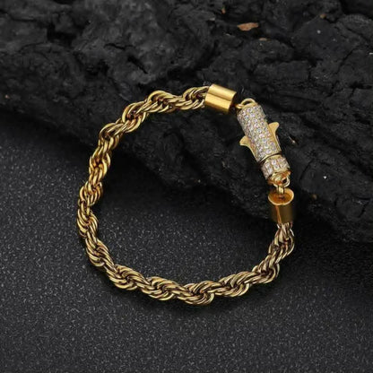 Bracelet premium torsadé 6MM en acier inoxydable, finition luxe avec fermoir iced-out plaqué Or 18K